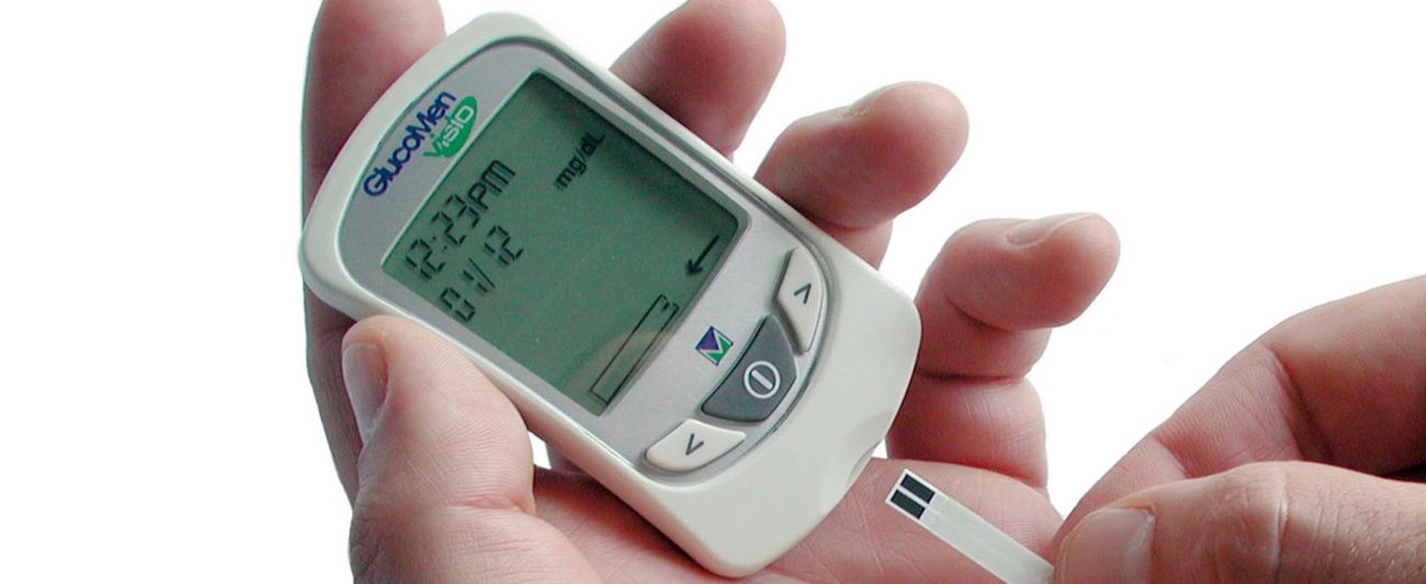 Glucomen Visio blood glucose meter design