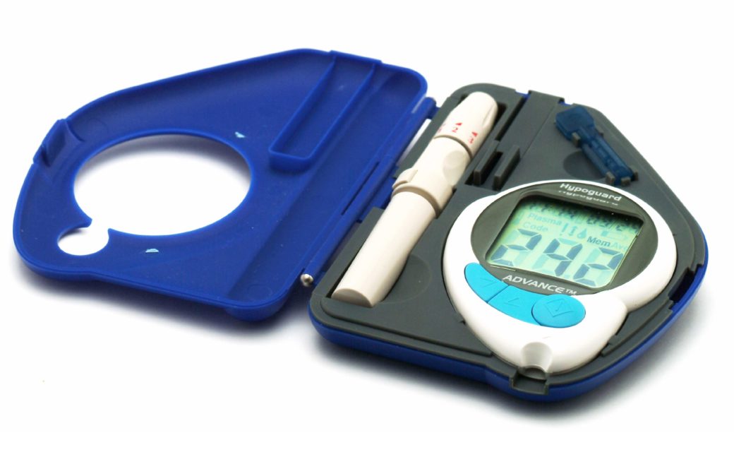 Hypoguard Advance drop-blood glucose meter design - healthcare design