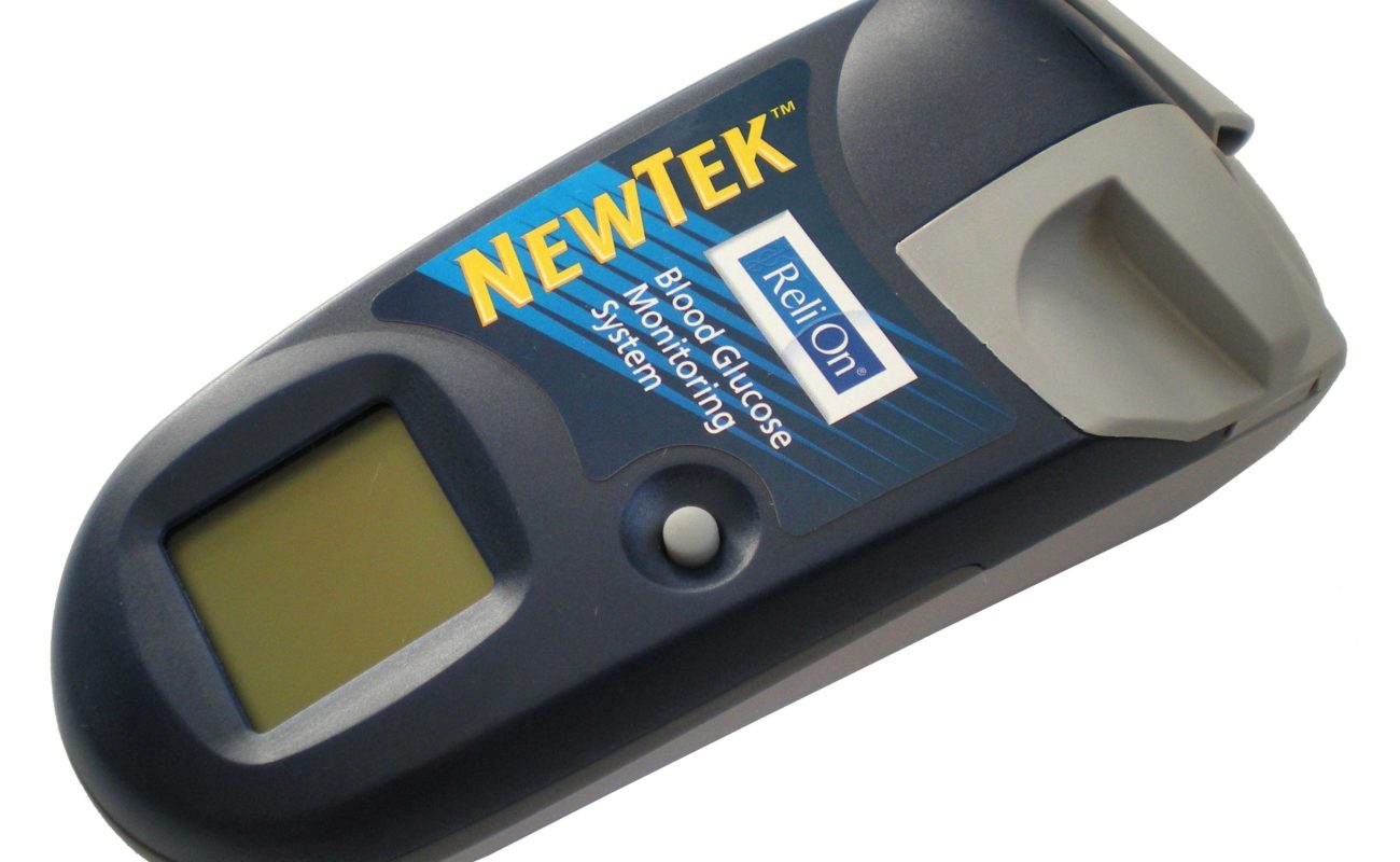 NewTek disposable blood glucose meter design