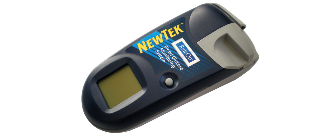 Design of disposable cartridge blood glucose meter